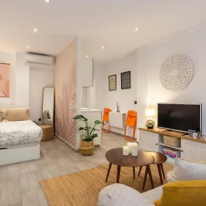  Appartement Andres Perez & Quiet Courtyard By Ele